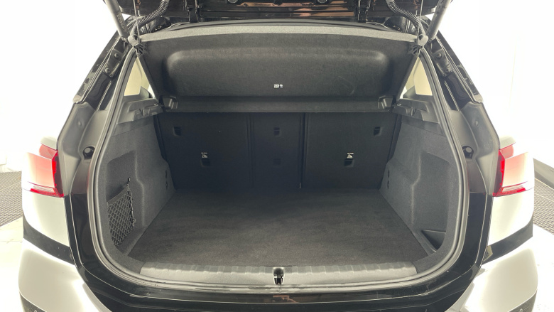 BMW 2 Series 220i MHT Sport 5dr DCT Petrol Hatchback